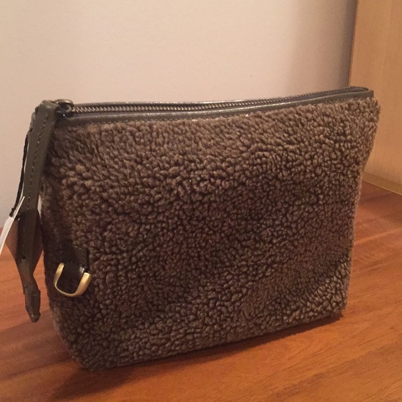 Kelsi Dagger Handbags - NWT Kelsi Dagger commuter clutch